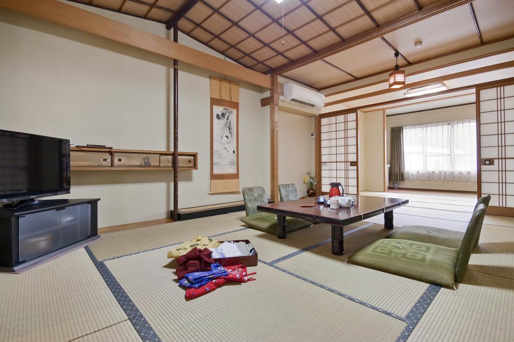 Sawaki Hotel Imabari Railway Station Екстериор снимка